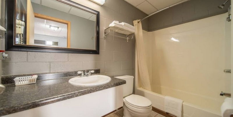 Sleep-ees Motel - Web Listing